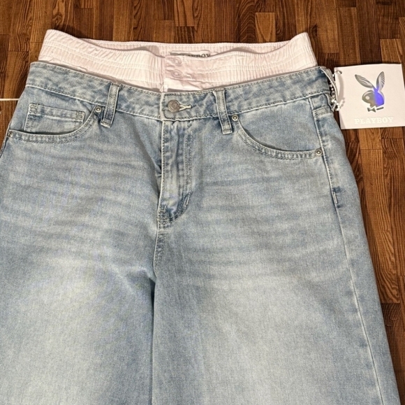 PLAYBOY Size 3 Juniors Relaxed Jeans in Light Blue - Picture 6 of 7